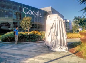 google-porta-una-nuova-statua-nel-googleplex-e-android-marshmallow-251680